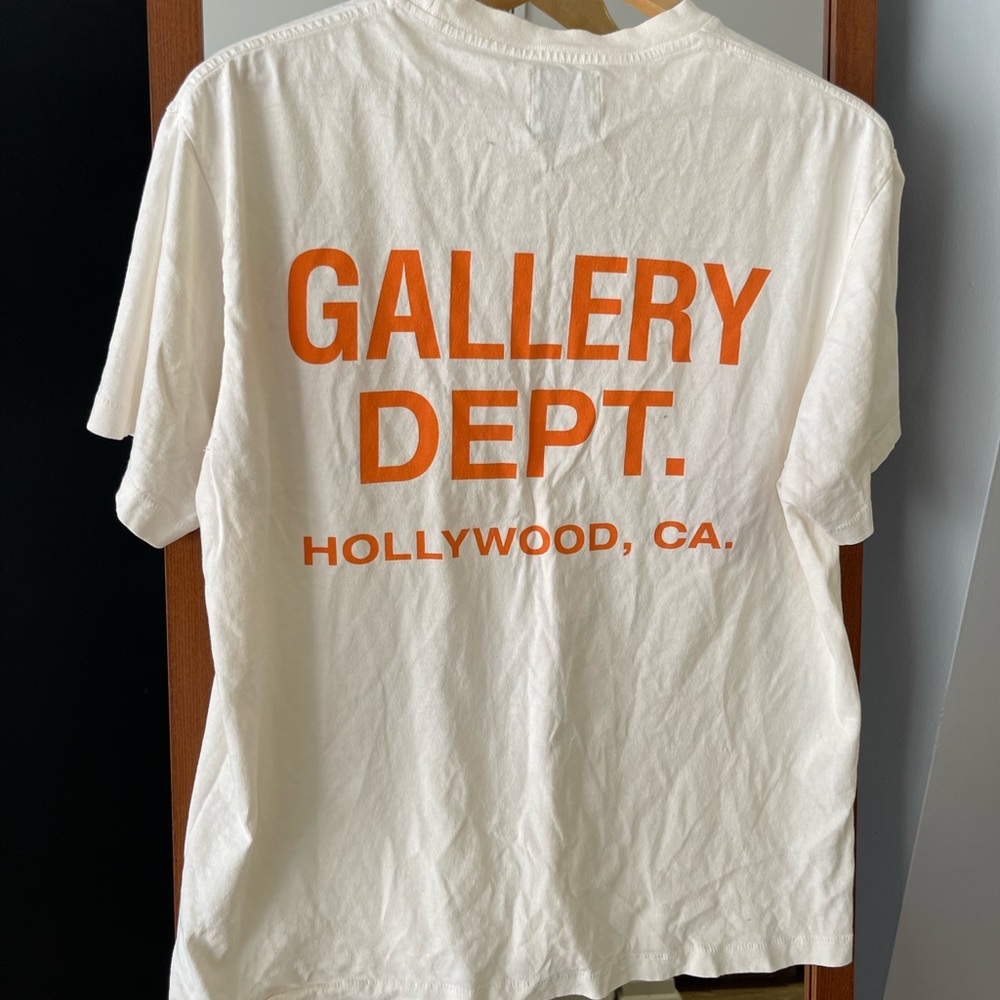 Gallery dept. souvenir tshirt cream/orange